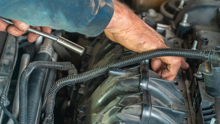 Comment amorcer une pompe à gasoil sans poire d’amorçage : méthodes