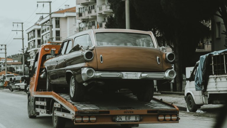 Nos astuces pour organiser le transport d’une voiture de collection ou d’exception