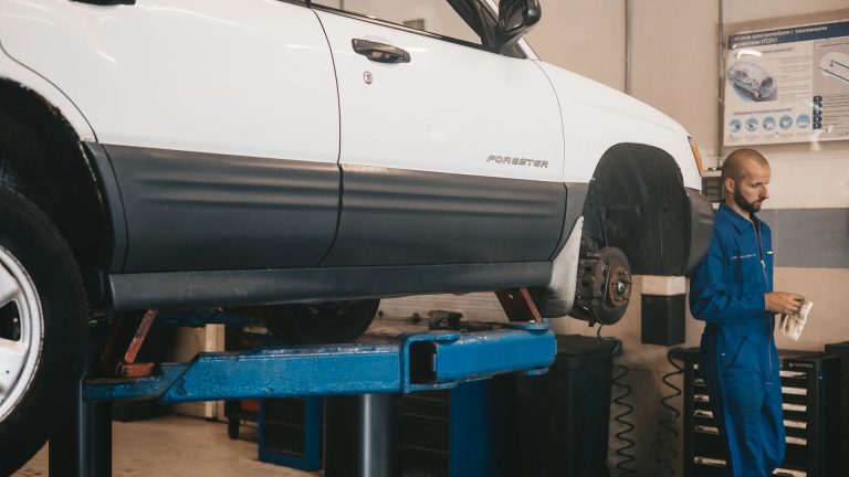 Voiture classée RSV : comprendre la procédure d’expertise