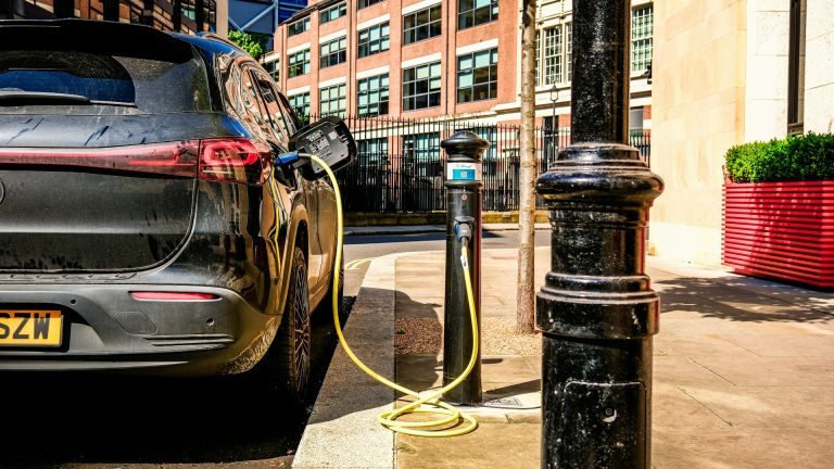 Durée de vie moyenne d’une batterie de voiture électrique : à savoir